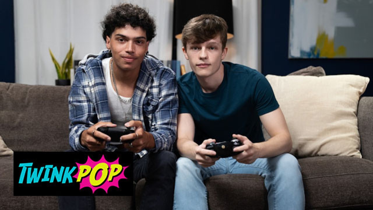 TWINKPOP - Jake Preston & Alex Myers Play A Video Game Before They Play  With Eachs Other Dicks
