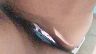 Se cojen a mi esposa parada en la cocina a escondidas