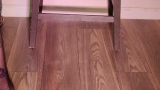 Đôi chân dài mơ màng với tất và vớ nylon gợi cảm