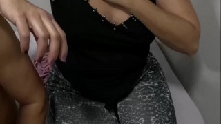 HOMEMADE COUPLE SEXY NAKED HUGE ASS WIFE ON TIGHT LEGGINGS