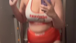 フーターズ Hooters Girl