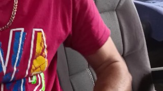 On the bus, waiting for the departure to Medellín