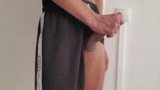 Branlette dans mon short de boxe