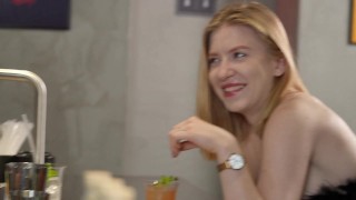 No Cash? Girl's Wild Strategy to Get Free Drinks from the Bartender