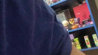 Loving all that cum on my face 🧑💦🍆