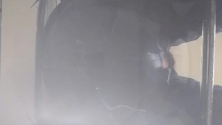 【洪水警報！】ジ～パンズを履いた男性がカメラが壊れそうになる程、沢山おしっこを漏らした動画