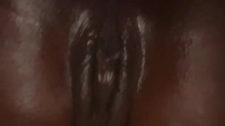 PERFECT POSITION TO SIT MY PERFECT PUSSY ON YOUR FACE 🩷