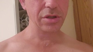 Look at this Man Closely! No! He's Hot & Jerking! Mmm Where is He? I wanna C!