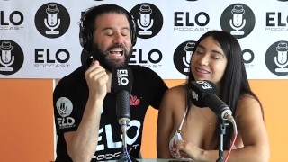 Verito Aguas pasa por el cuarto picante de Elo Podcast en México