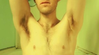 New Zealand Cam Model teasing in Bath