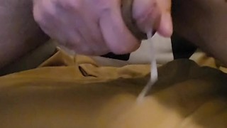 HAIRY MUSCLE BEAR PLAYING WITH NIPPLES AND CUMSHOT