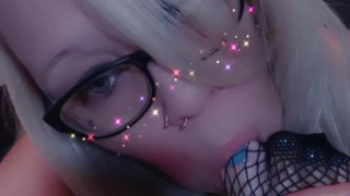 Baby oiled feet, suck on my toes!