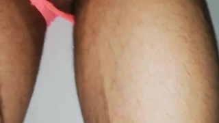 femboy, six pack, pene grande y venozo, primer plano, peludo