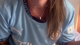 😈Footballer Girl Playing With Her LITTLE Pussy And SMOKING💨