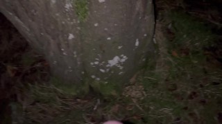 Night piss on a tree