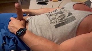 Masturbate screaming and cumming.