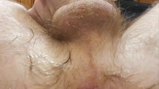 White boy loves to cum with his hole