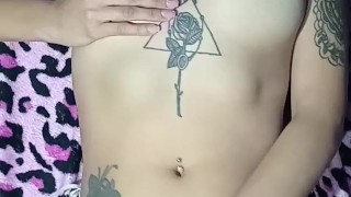 Me encanta masturbarme y mojarme todita