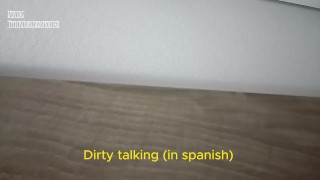 Vecinos me despiertan en la noche con ruidos sexuales! Me pajeo rápido escuchándolos!