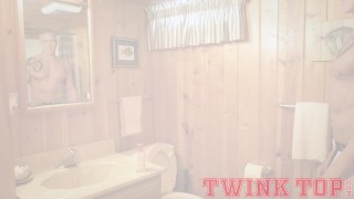 TwinkTop Hung fit cutie with sculpted body pounds DILF Dallas Steele