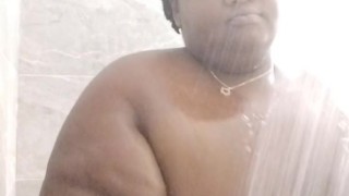 WANT TO SHOWER WITH ME ? 💦🤭😍😩