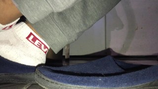 Chill w/ me while I get stuff done on the computer • pov #2