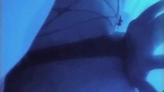 Putita con disfraz de colegiala juega con sus dildos