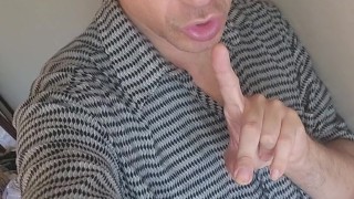 This Bumb's Stiffie is Guaranteed to Make U CUM!