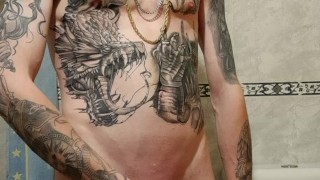 Muchos días sin tocarme, no aguantaba más, y termino con un impresionante cumshot