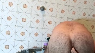 Enlarging my hole to get it ready for aubergine insertion, than cum