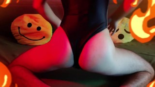 Lonely guy shows his butt on camera 😏