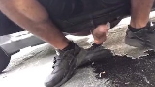 ⭐️HETERO dotado hace LLUVIA DORADA en la carretera 🍆💦 CRUISING DOTADO