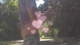 Outside saggin free ballin trying to get neighbors to come help me