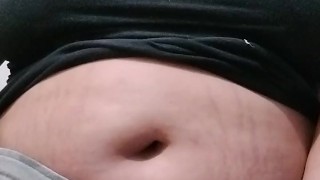 I had to masturbate cause' my bellybutton got me horny