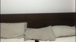 I give a delicious pussy blowjob to my best friend.