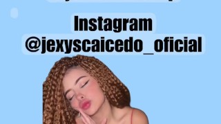 Me masturbo saliendo de la ducha para entrar en calor