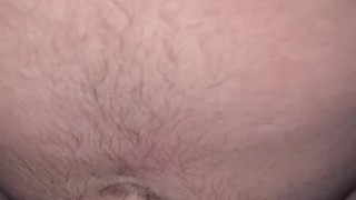 Je baise la grosse chatte de ma copine. J'adore son gros clito