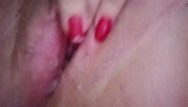 سورية ممحونة تنزل لبنها وتصور لزوجها الممحون