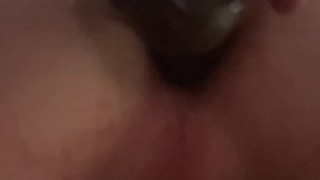 Teen Boy von Dildo gefickt