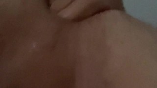 Selbst den arsch fisten und dehnen