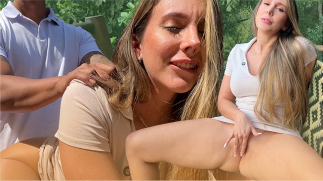 POV: Colombian big ass Scarlet Benz lets Airbnb host fill her pussy with  cum (creampie)