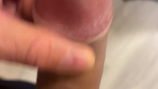 BATHROOM MASTURBATION MUSCLE CUMSHOT