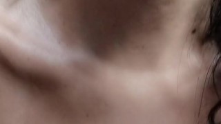 Rebolando gostoso no seu pau