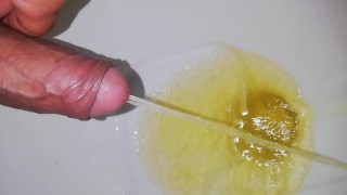 desesperado pissing largo y placentero, sonido original,primer plano