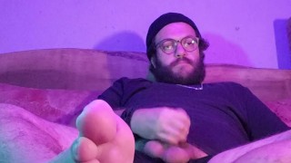 More feet and more eye rolling