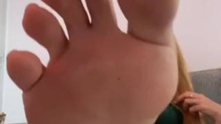 Admire the feet of this goddess while she touches herself and you ARE a loser watching her