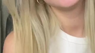 You definitely can't resist this hottie💋