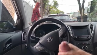 Punheta na rua para estudante na rua em público.