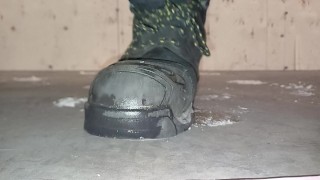 Prawn Cracker Walkover Crush & Trample. Flattened & destroyed beneath 89kg size 11 boots 👣👣