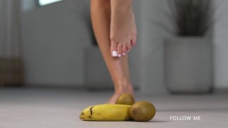 4K Crushing fruits with bare feet ! FREE SUB VIP 0nlyfans in comments!